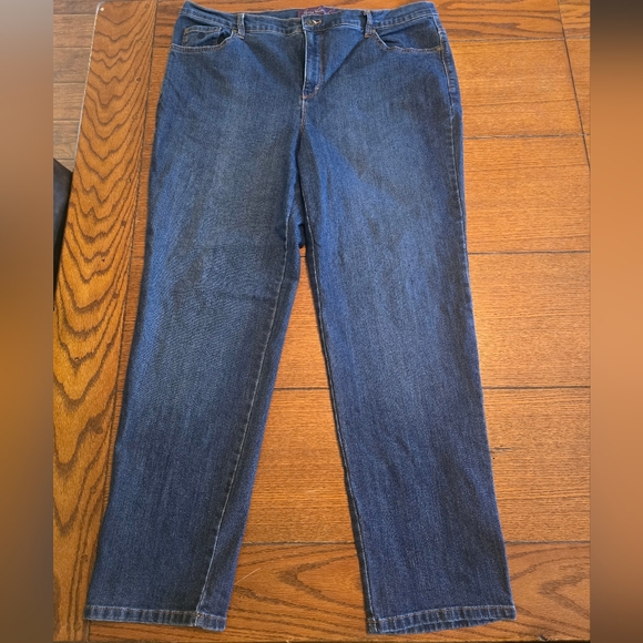 Gloria Vanderbilt Amanda* Dark Blue Straight Leg Jeans - Picture 1 of 8